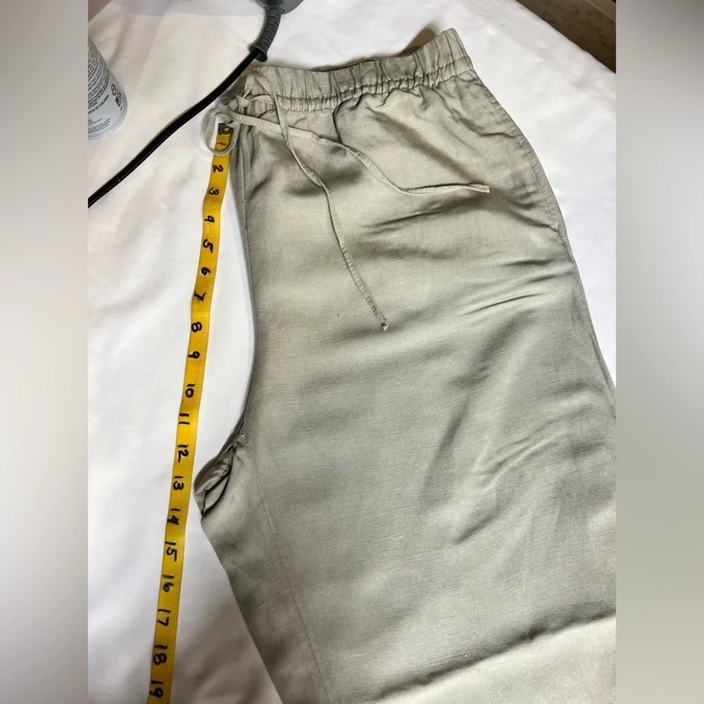 H&M Khaki drawstring waist Linen blend wide leg pants size L.